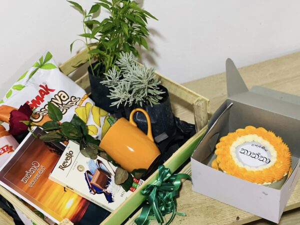 448562728_772385461678546_2792288909790899513_n Gift Set